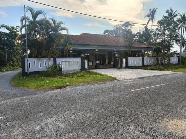 Banglo Luas dan Cantik di Kg Batu Putih Pulau Serai Dungun