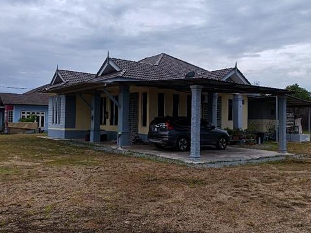 Banglo Moden Tanah Luas 12 Ekar Kg Kuala Semerak