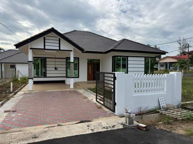 Banglo Mampu Milik Taman TT Labok