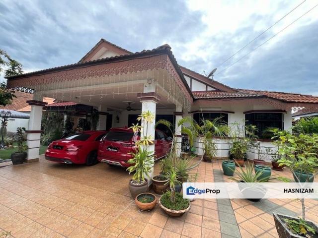 Banglo Setingkat Bukit Bayu Sg lalang for
