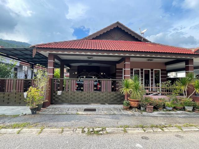 Banglo setingkat Chepor Sentosa ipoh Perak