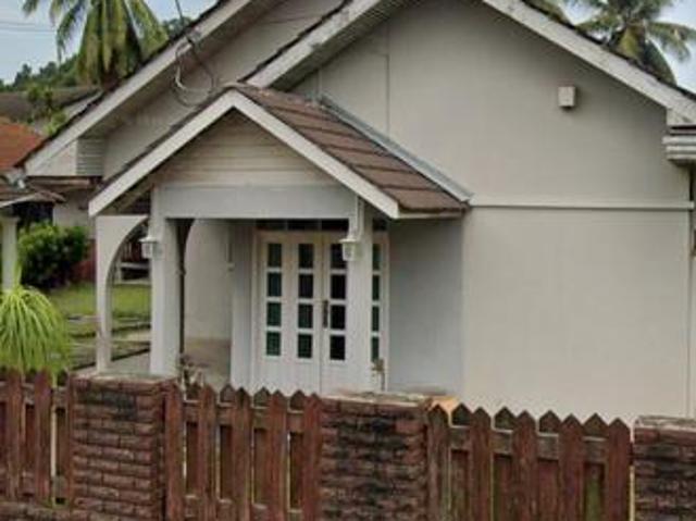 BANGLO SETINGKAT FULLY FURNISHED CORNER LOT DI Taman Baiduri Geliga