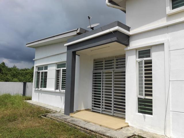 Banglo Setingkat Freehold Corner Lot Senawang Perdana Gated
