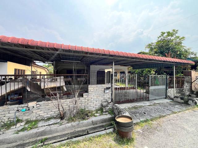Banglo Setingkat Kampung Sri Kinta Ipoh