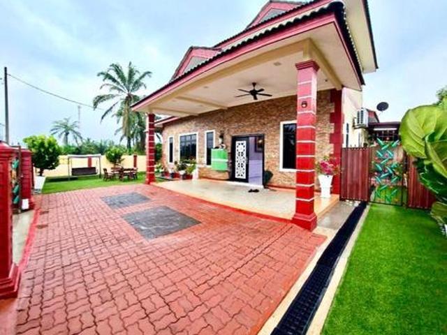 Banglo Setingkat Kampung Tersusun Lipat KajangJasin Melaka