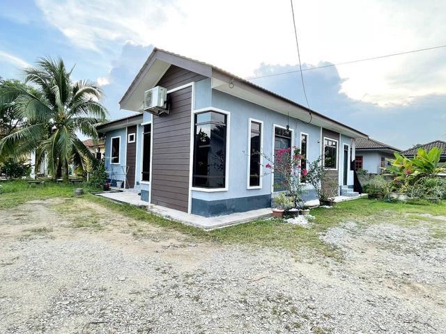 Banglo Setingkat Kg Mak Chili Kemaman CANTIK