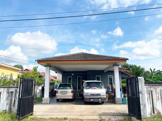 Banglo setingkat permatang badak cendering murah