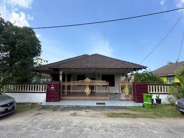 Banglo Setingkat Sungai Isap Damai Kuantan