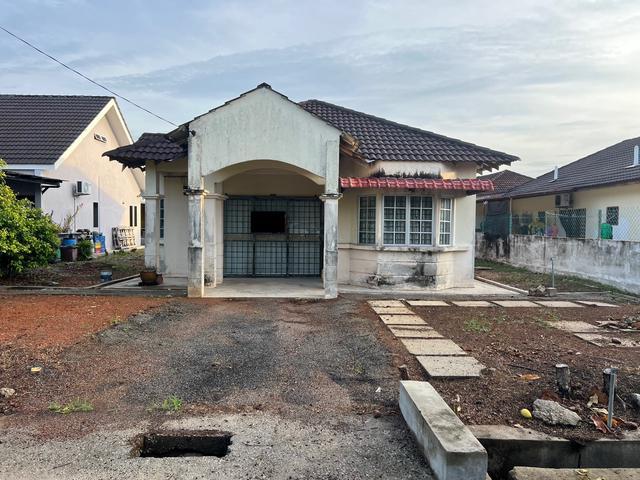 Banglo Setingkat Taman Desa Mawar Tanjong Karang Selangor