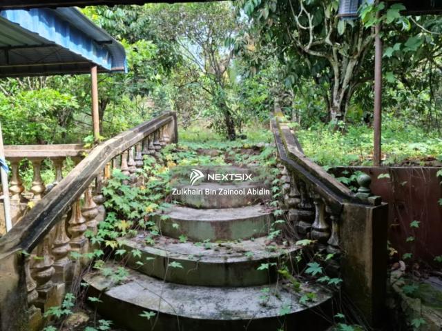 Banglo setingkat & tanah tepi jalan utama kampung batu 9 1/2, jeniang, gurun, kedah