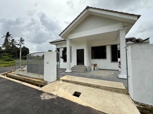 Banglo Sedia Diduduki Dekat Bandar Satelit Pasir Tumboh