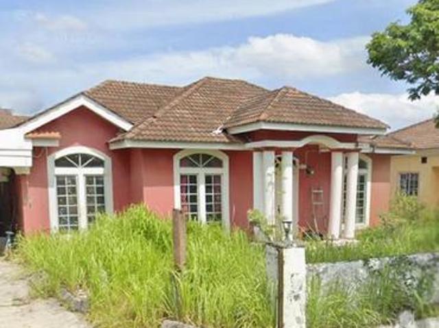 Banglo Pantai Sepang Putra Sepang