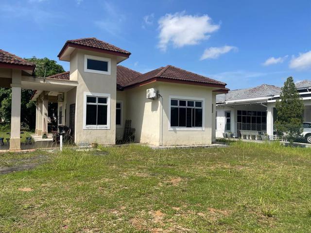 Banglo tanah luas 10 ribu sqft untuk dijual di Sendayan N Sembilan