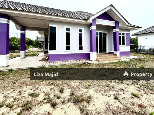 Banglo Tanah Merah