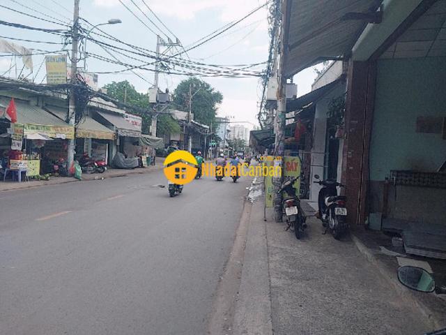 Bánh nhà mặt tiền mã lò ngang 5.5m gần chợ kinh doanh đỉnh giá rẻ
