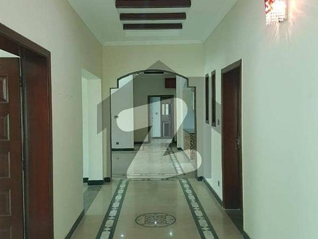 Bani Gala 1.5 Kanal Double Storey House Available For Rent With Gas