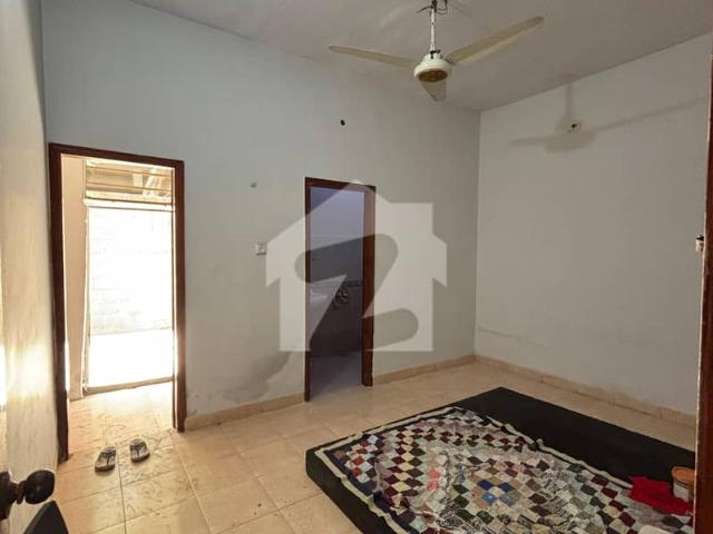 Bank Loan Applicable 2 Bed DD Apartment For Sale | 1000 Sq Ft | Maintained Building | Gulshan E Iqbal Block 1