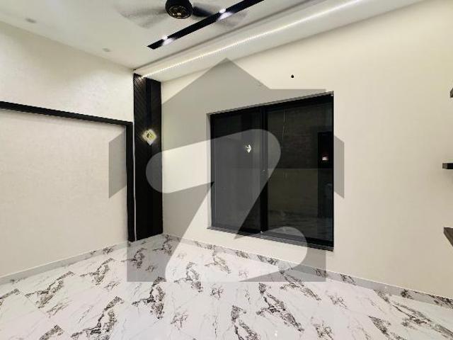 Bankers avenue cooperative housing society 10 marla brand new house for sale nearest dha phase 6 & 7 bankers avenue cooperative housing society