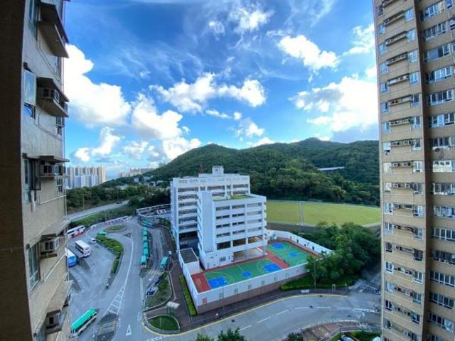 寶琳, 康盛花園的單位