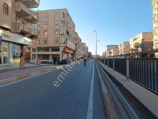 Babacandan Mardin Yolu Üzeri İşlek Yerde Satılık 240m2 Dükkan