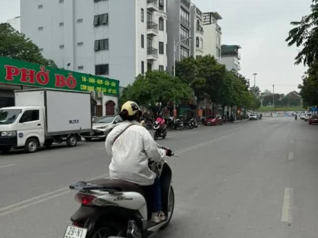 Bác Hưng Quân Đội B. Á.N Nhà Ngọc Thụy Long Biên 7 Tỷ 40m 5 Tầng Ô Tô Đỗ Cửa Gần Việt Pháp
