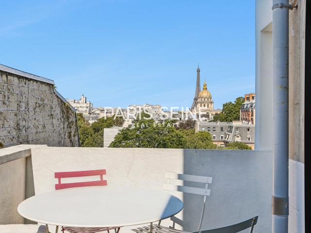 BAC * Superbe appartement de standing avec terrasses et vues dégagées sur les monuments !