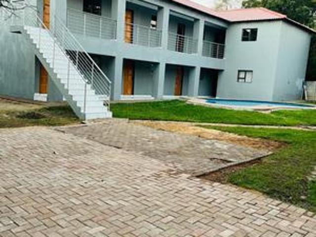 bachelor to rent in freeway park!