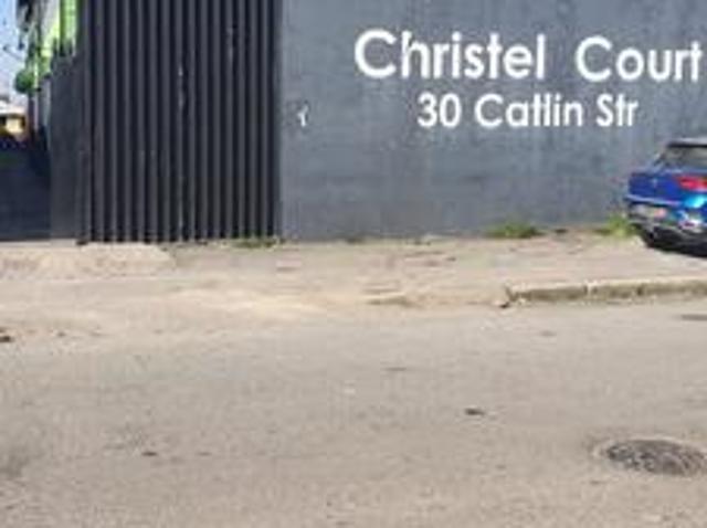 bachelor units to let in germiston