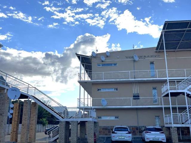 Bachelor Apartment for Sale in Willows