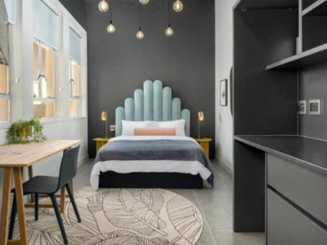 Bachelor apartment in Cape Town City Centre