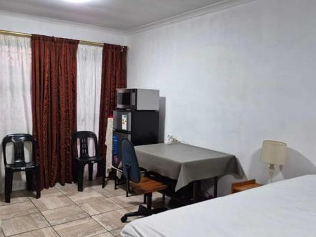 Bachelor apartment in Churchill Estate