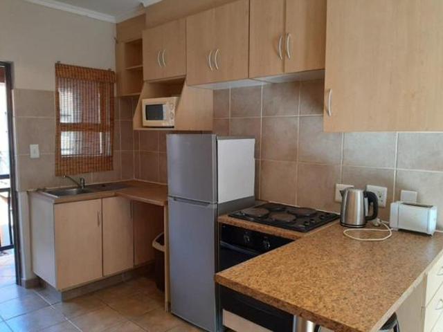 Bachelor apartment in Bloemfontein Central
