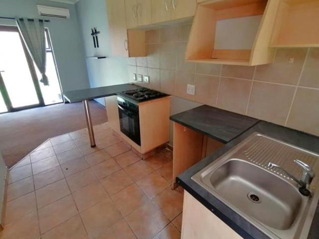 Bachelor apartment in Bloemfontein Central