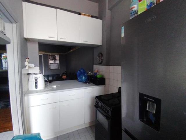 Bachelor apartment in Durban CBD