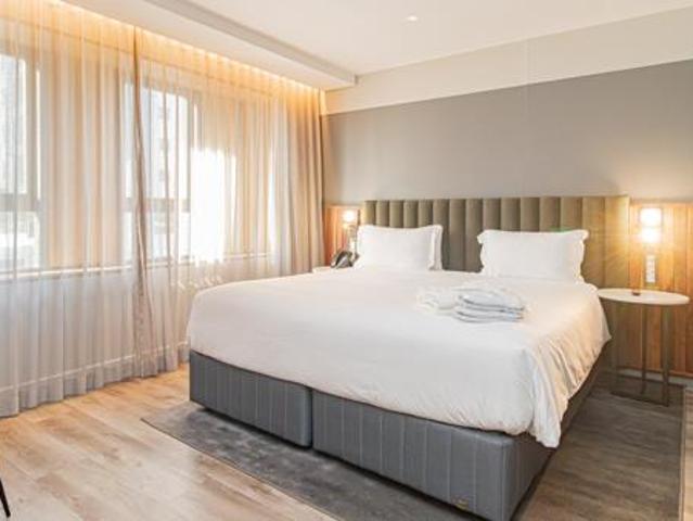 Bachelor apartment in Foreshore