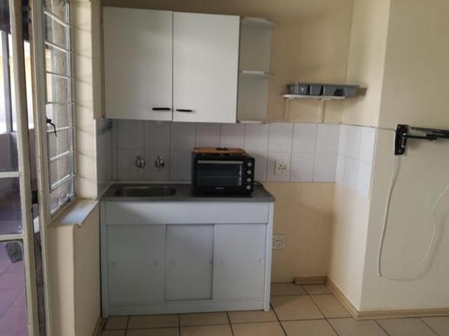Bachelor apartment in Hatfield