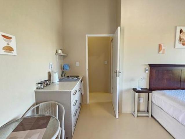 Bachelor apartment in Langebaan Country Estate