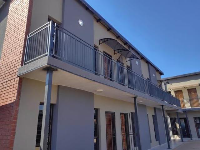 Bachelor apartment in Lebowakgomo