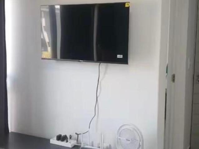 Bachelor apartment in Salt Rock