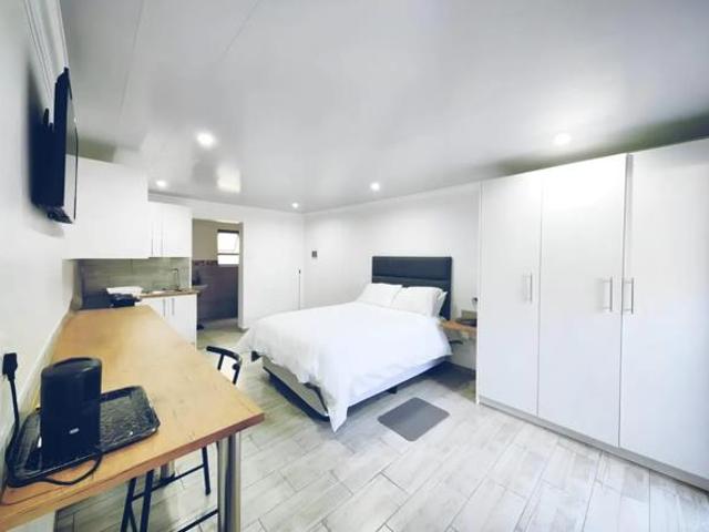 Bachelor apartment in Secunda
