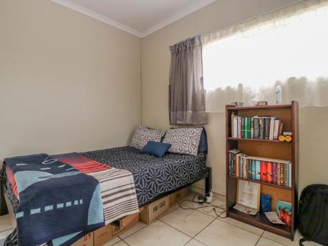 Bachelor apartment in Stellenbosch Central
