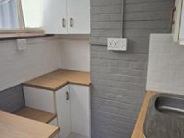 Bachelor apartment in Prestbury
