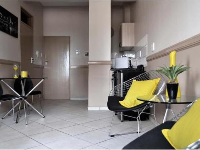 Bachelor apartment in Pretoria Central