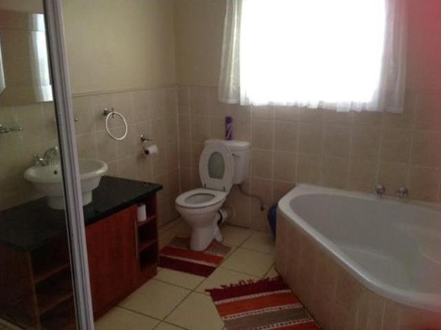 Bachelor apartment in Reyno Ridge