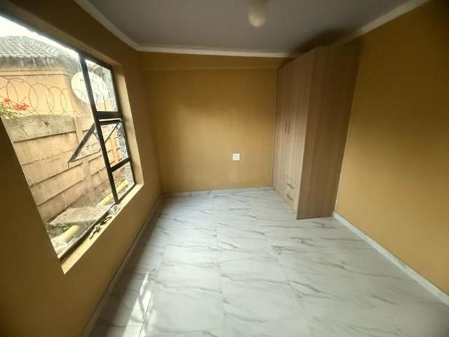 1 Bedroom House in Rhodesfield