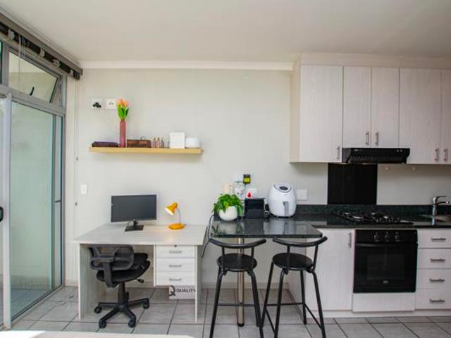 Bachelor apartment in Universiteitsoord