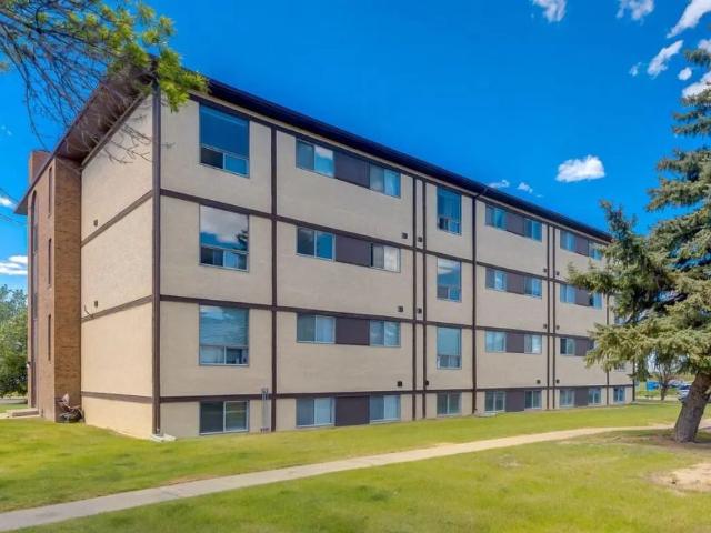 2 Bedroom at South Park Apartments