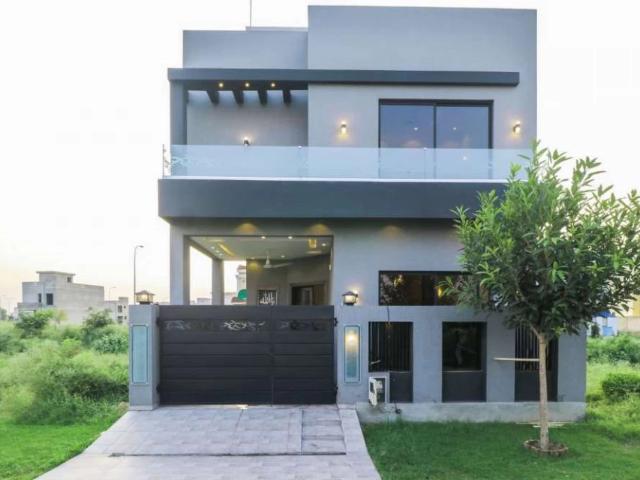 Back Of Main Road 5 Marla Superb Modern Solid House Lahore DHA 9 Town ID 34741