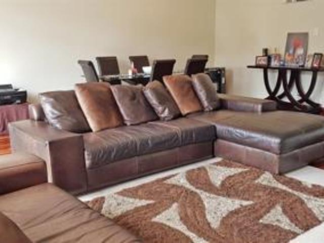 back on market. spacious 3 bedroom f.