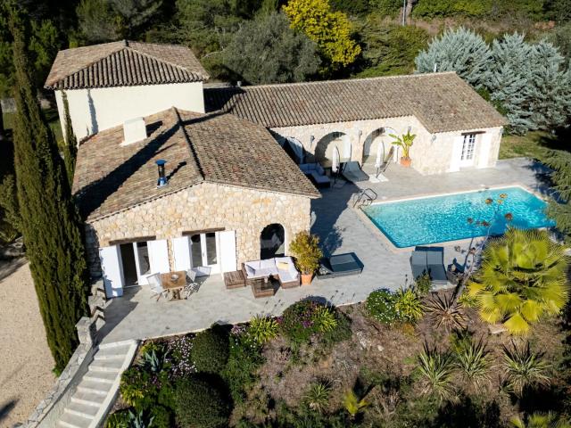 Back Country Cannes 344m² Peymeinade